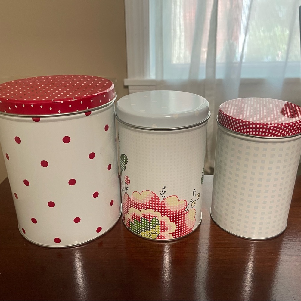 Nesting Tins